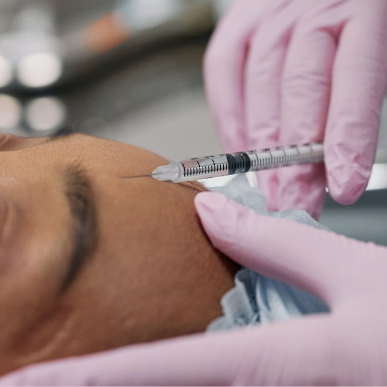 A careful neuromodulator treatment by Divine Beauty Company